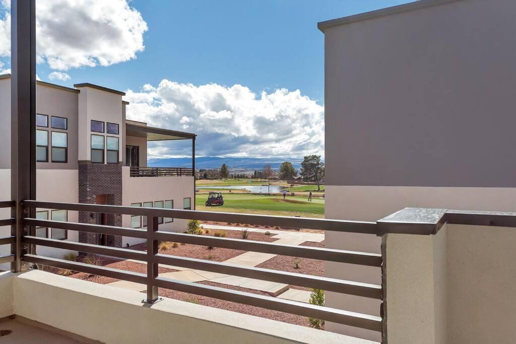 Villa 18 - 4 Bedroom! YEAR ROUND HEATED POOL&HOT TUB! GAMES! GOLF! TENNIS! St. George Exteriör bild